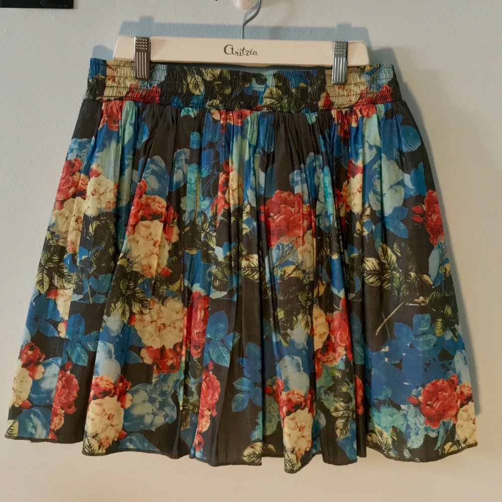 floral skirt